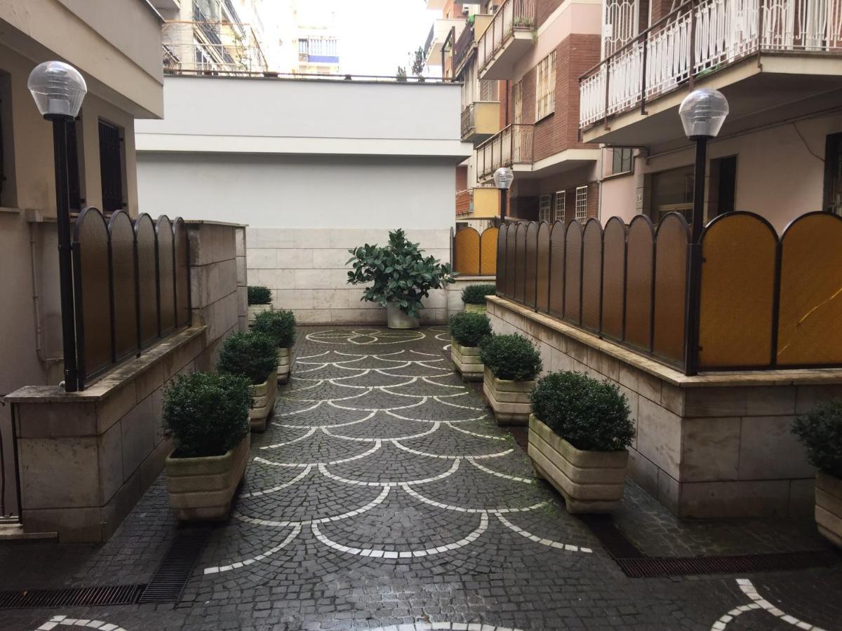 Pigneto Guest House ローマ エクステリア 写真